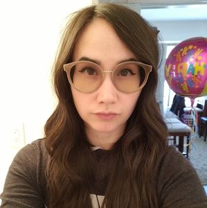 Meet your Posher, Marlenette